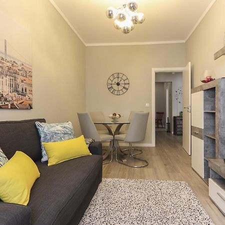 Cosy Estrela By Homing Apartment Lisbon Exterior photo